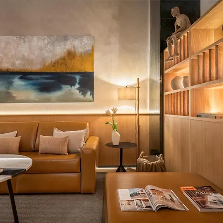 City Center - Avenue Luxury Apartment - Private Free Parking Sevilla Buitenkant foto